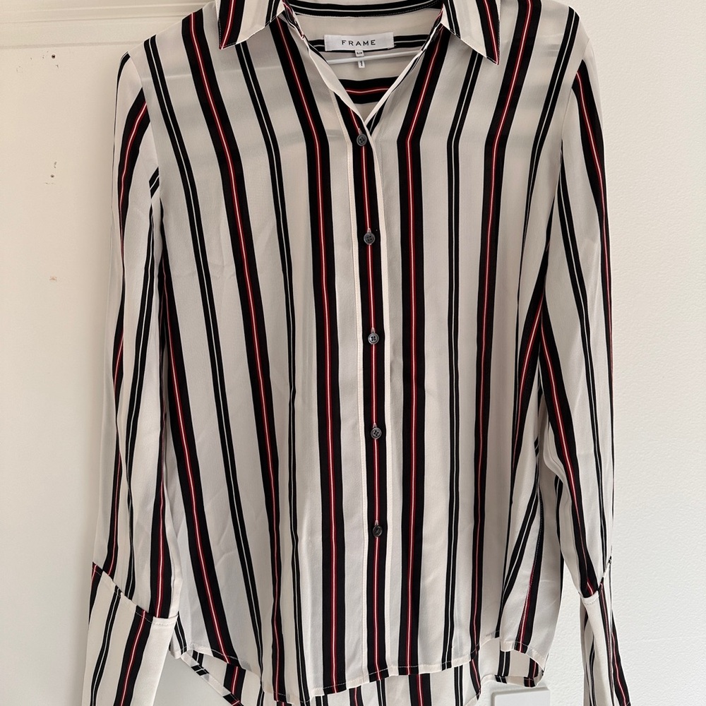 Frame 100% silk button down size small